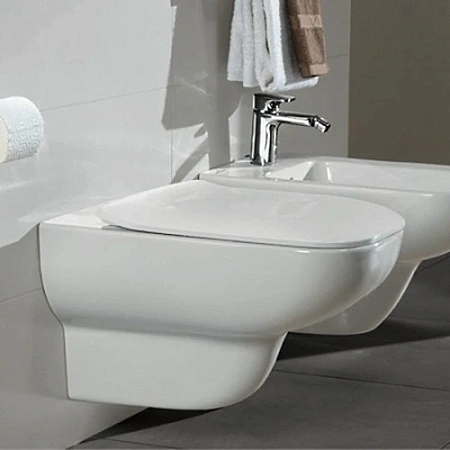 Подвесной безободковый унитаз Villeroy&Boch Joyce 5607 HR01 с крышкой-сиденьем soft close